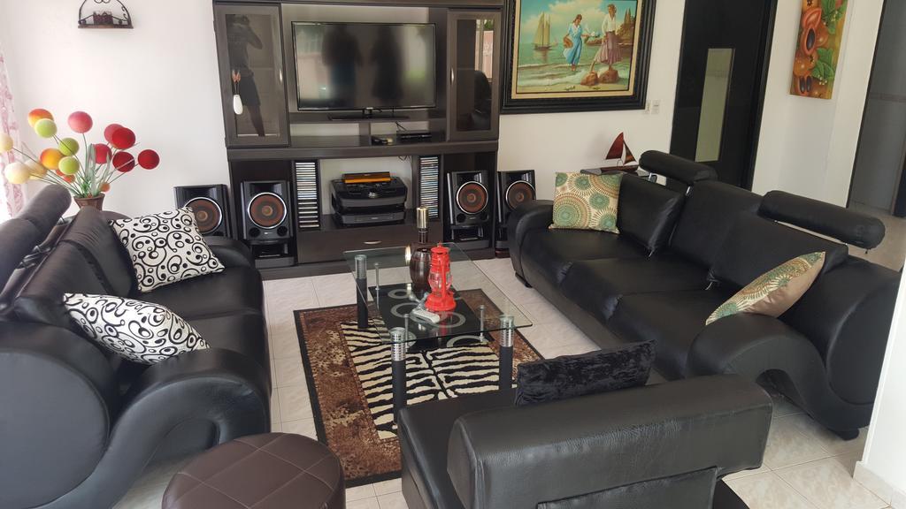 Mary Hosting Sarie Bay Apartment ซานอันเดรส ภายนอก รูปภาพ